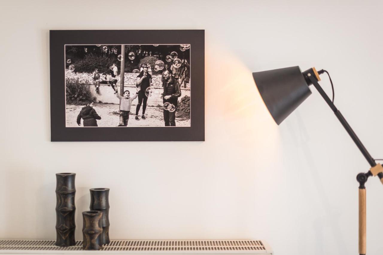 Photostory Art Studio Athens Luaran gambar